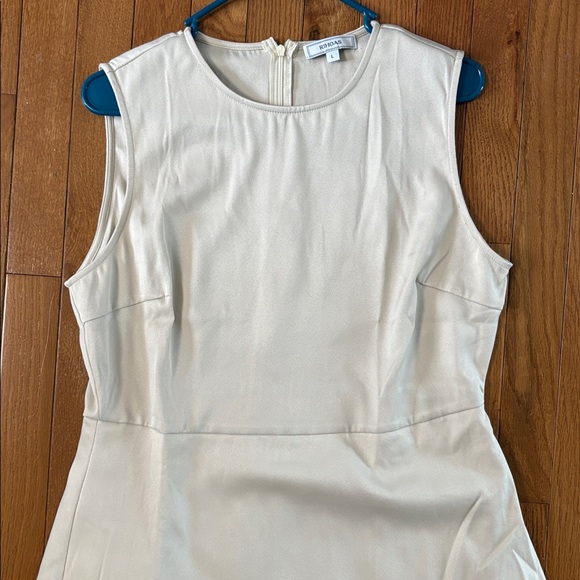 Rihoas Apricot Splicing Pleated Mini Dress Size Large - Picture 6 of 11